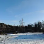 Riverside Escape In 펜션 *