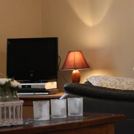 Riverside Escape In Casa de Férias