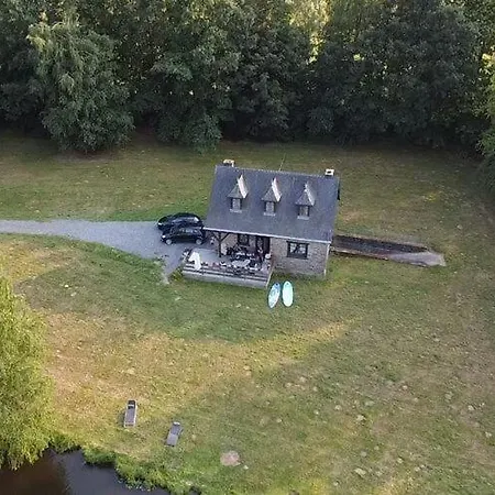 House In The Countryside On A Large Estate *