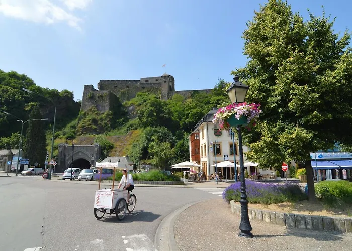 بيت للعطل Riverside Escape In