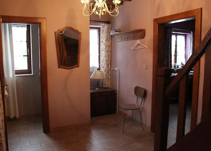 Riverside Escape In * بوالون