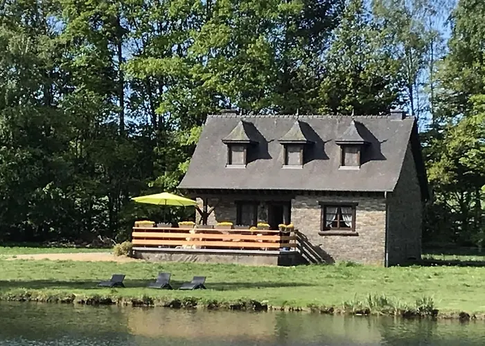 Riverside Escape In * بوالون